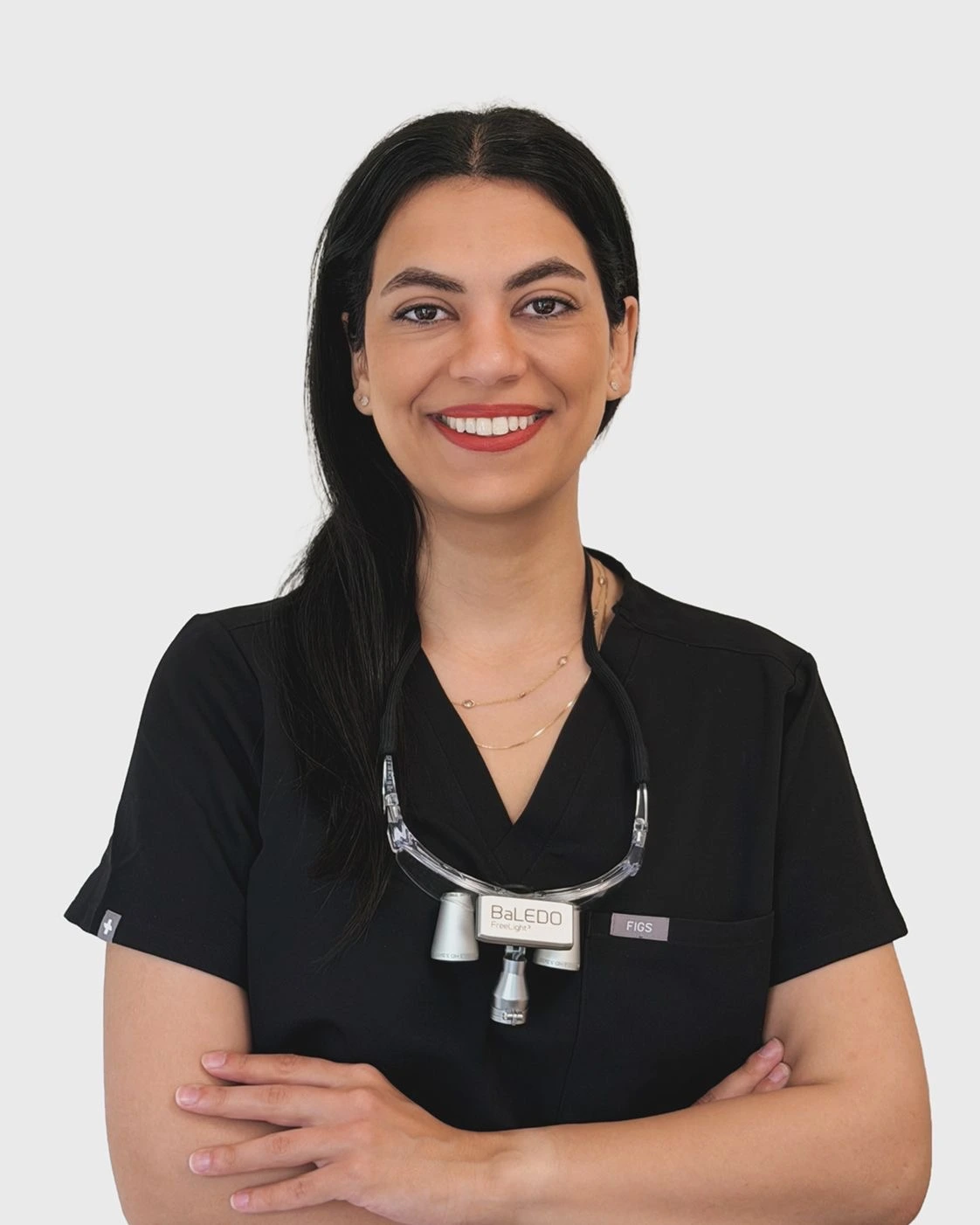 Dr. Mina Mohammadpour Zahnarzt bei Duesseldent